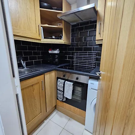 1 - Center Apartment *